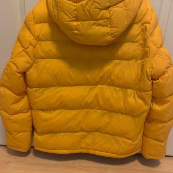 Tommy Hilfiger puffer coat - Picture 2 of 6